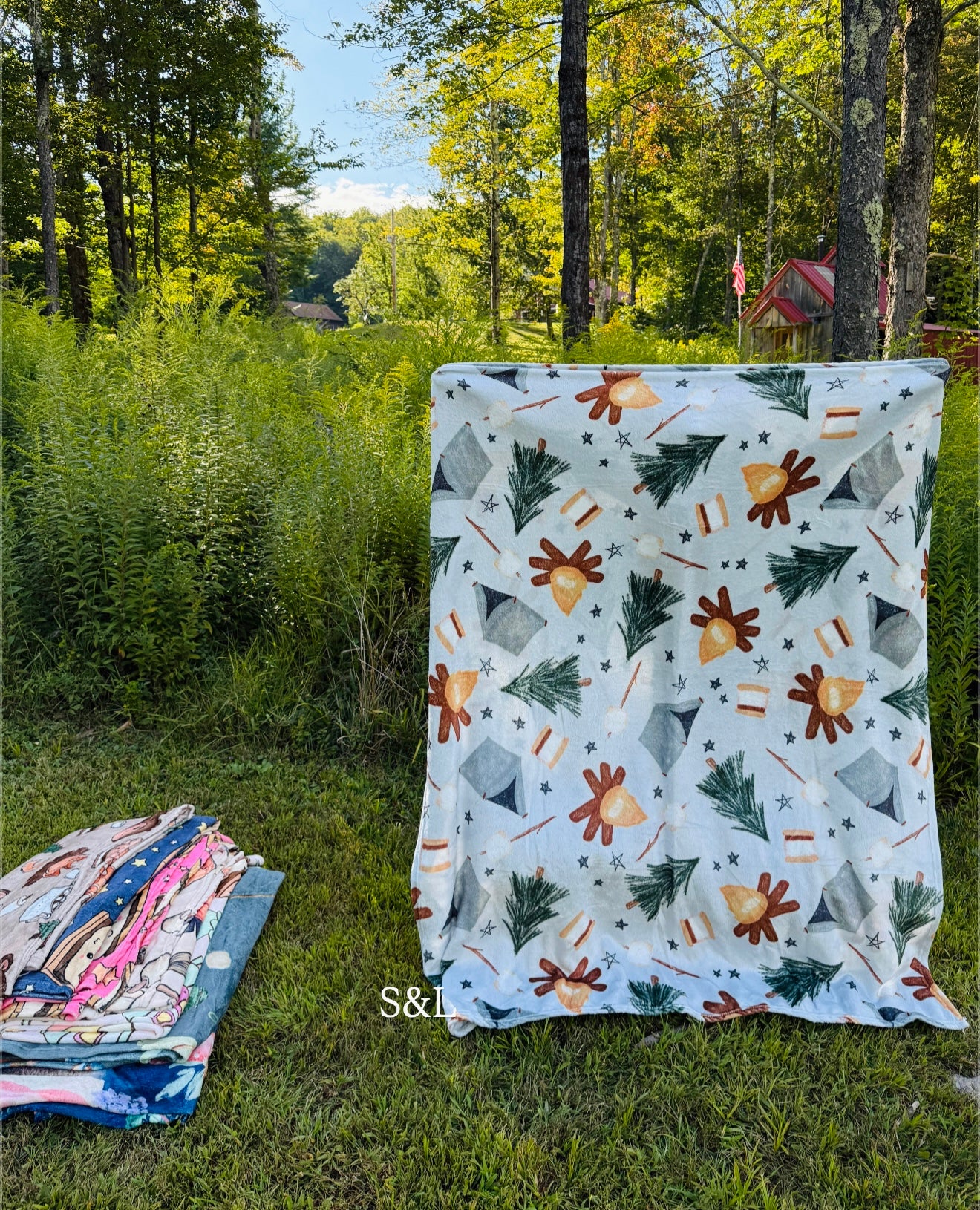 Cozy camping blankets