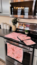 In stock kitchen sets (oven mitt, drying mat & towel)