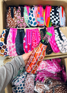 Bottle koozies zip up (sent randomly)
